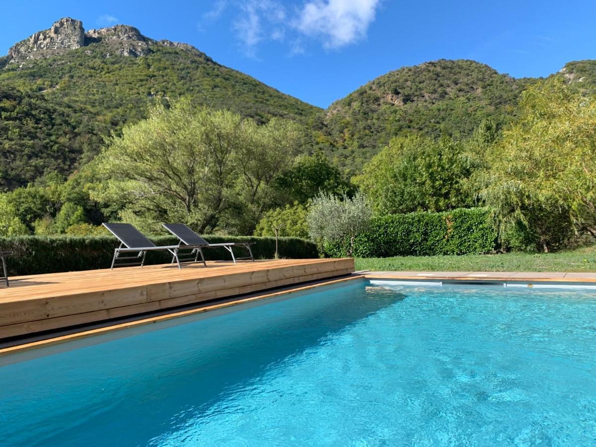 Estive Des Angelettes Piscine Chauffee Sauna Saint-Ferreol-Trente-Pas Exterior photo